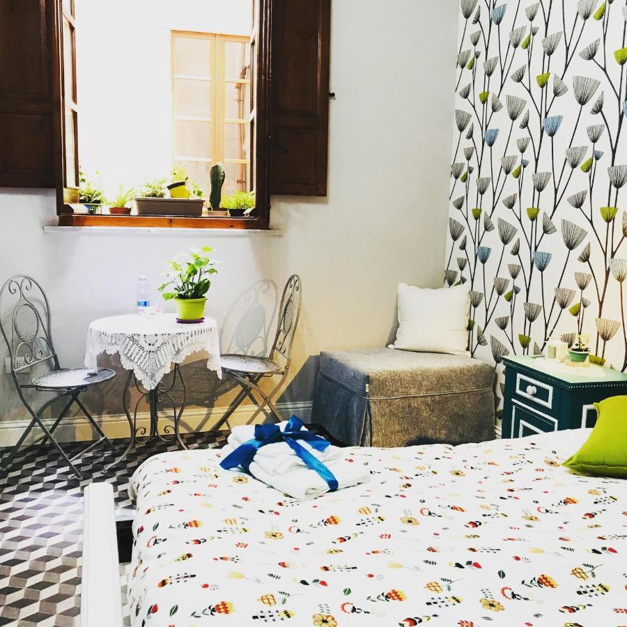 Bed and Breakfast Jacaranda à Cagliari Extérieur photo